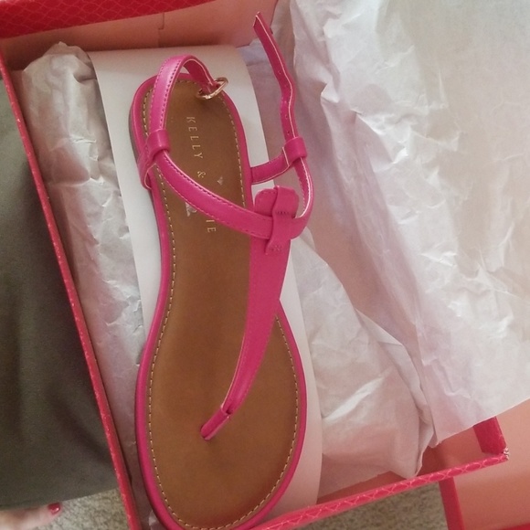 kelly & katie tellah sandal